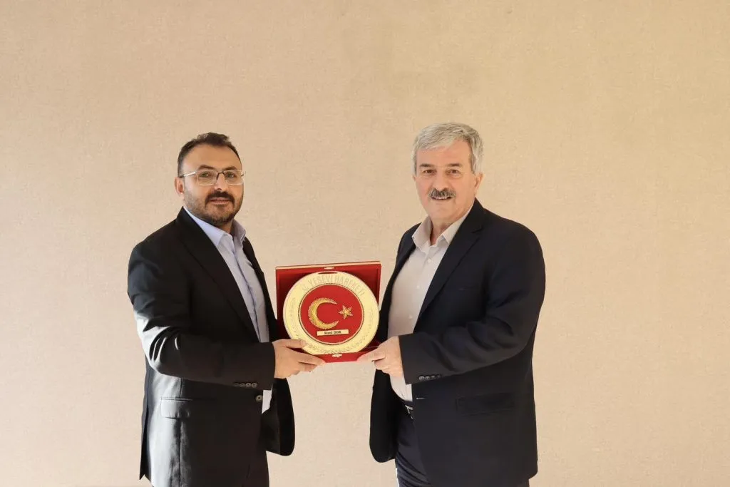Genel Başkanımız Mahmut Cömert, Birol Dok’u Ankara Yesevi Hareketi Ofisinde Ağırladı