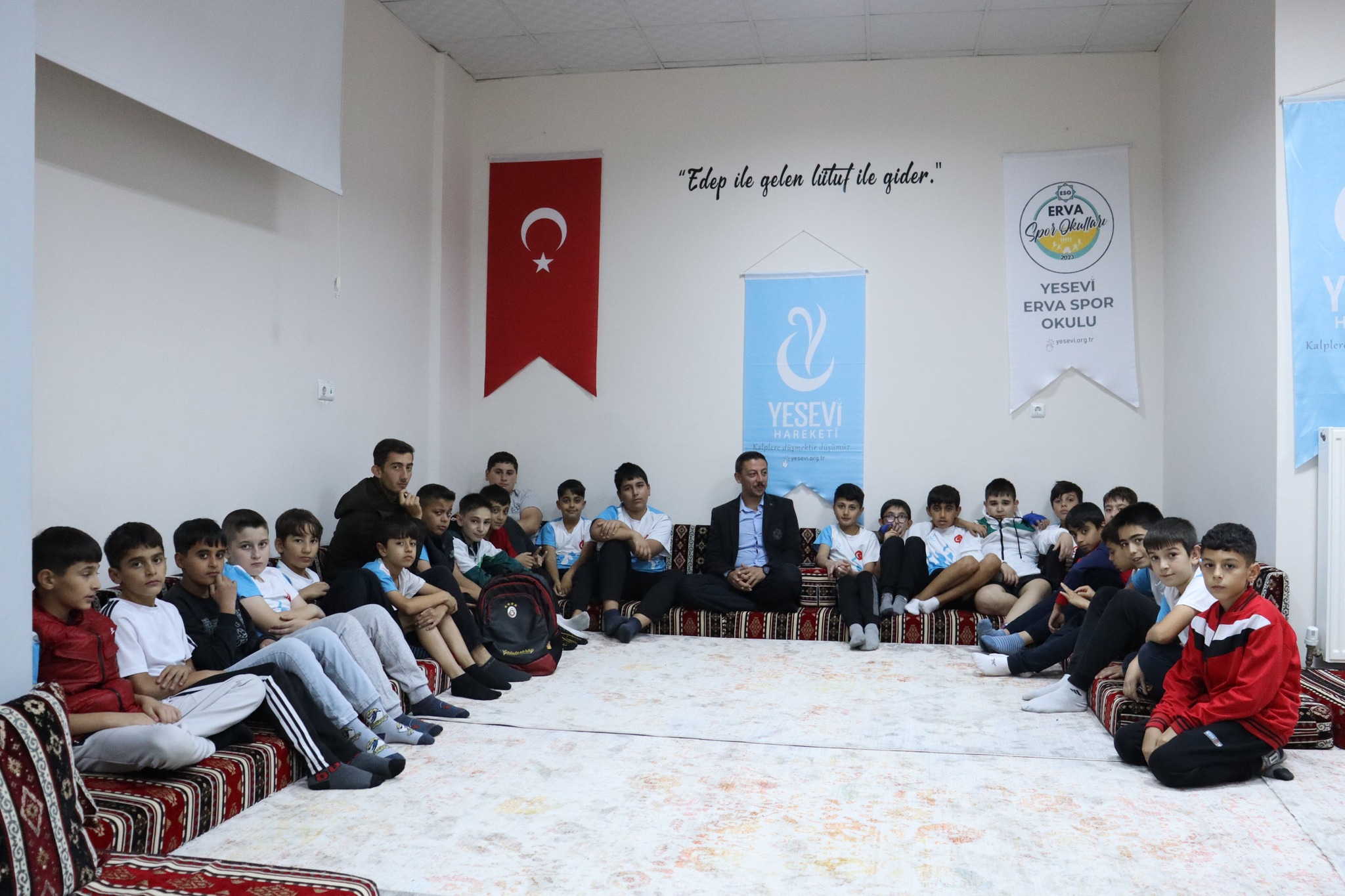Fazlı Köse Hocamızla Değerler Eğitimi: Gençliğin Yoluna Işık Tutuyoruz