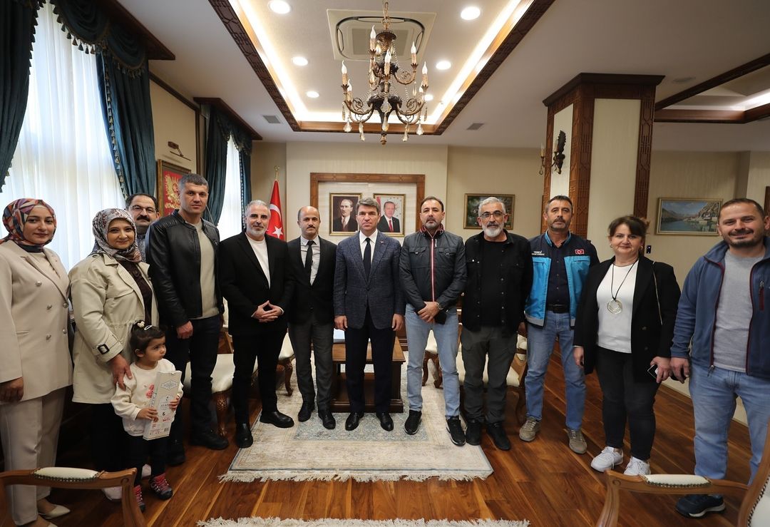 Yesevi Hareketi Amasya Teşkilatından Vali Sayın Önder Bakan’a Ziyaret