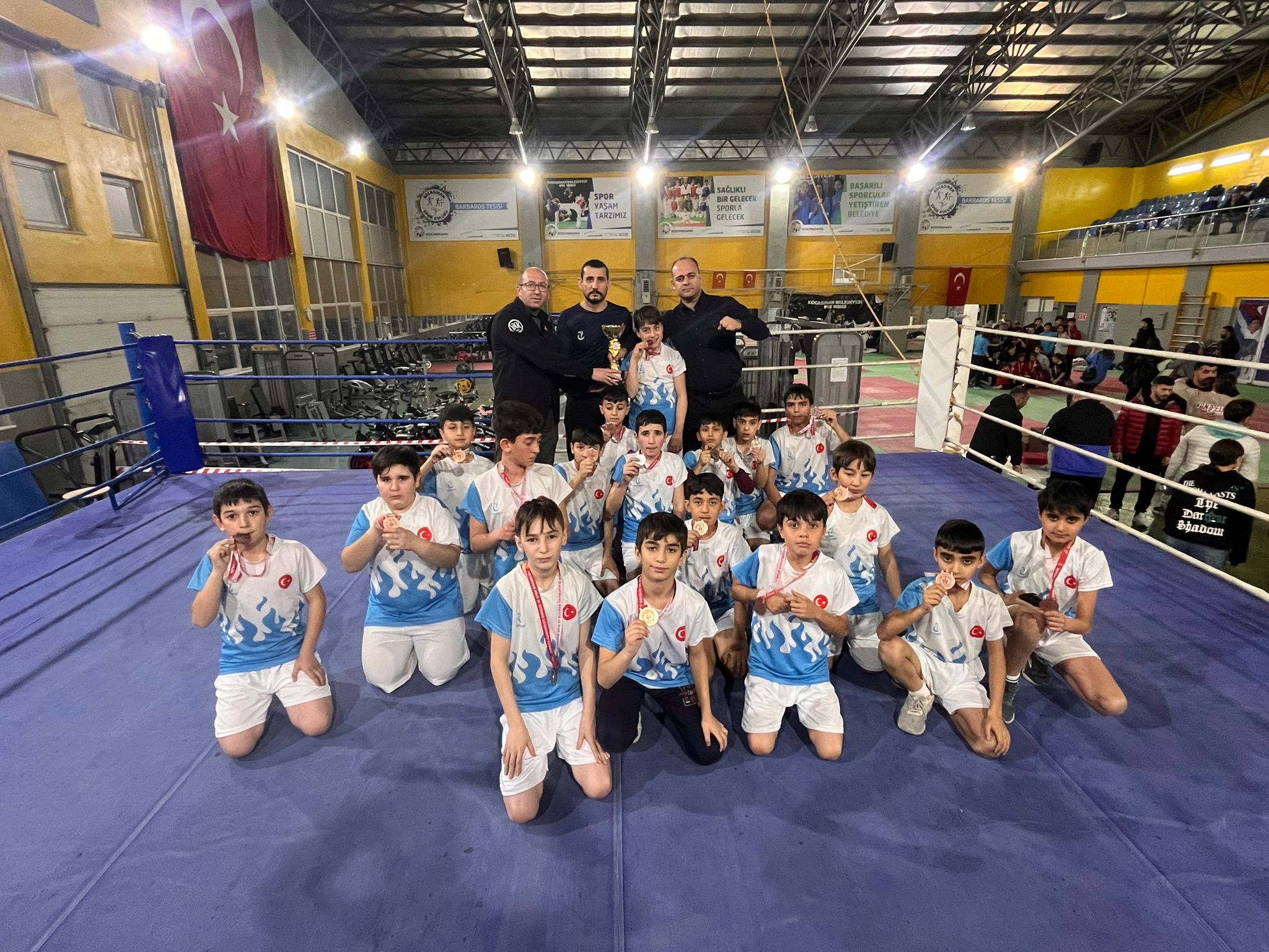 Yesevi Erva Spor Kulübü Boks Turnuvasında Fırtına Estirdi!