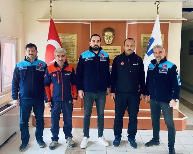 Yesevi Hareketi Adana İl Başkanlığı, AFAD Birlik Müdürlüğüne Ziyaret Gerçekleştirdi