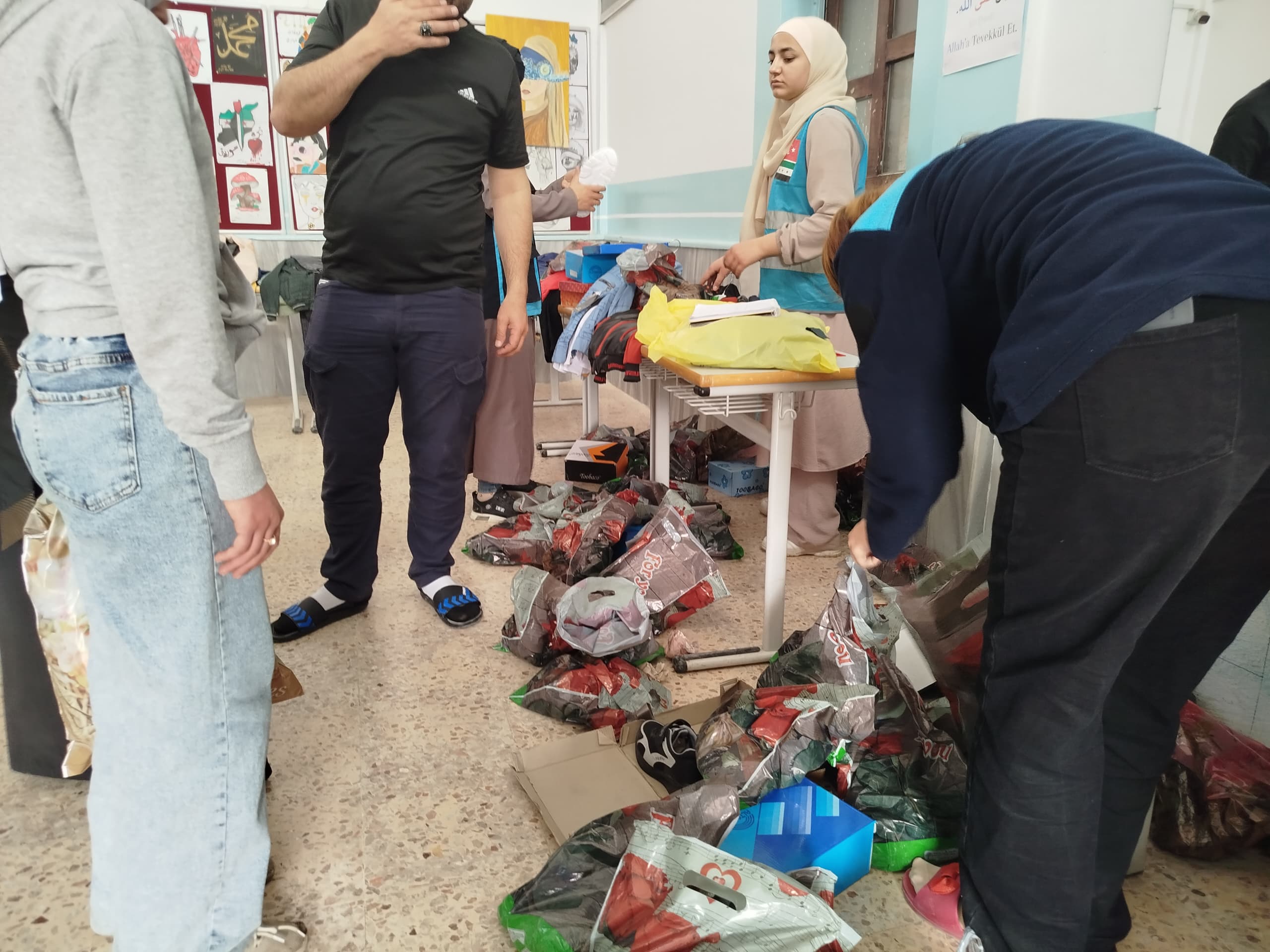 Suriye’de Fidan Ana Yetim Merkezinde Bayramlık Dağıtımı Gerçekleştirildi!