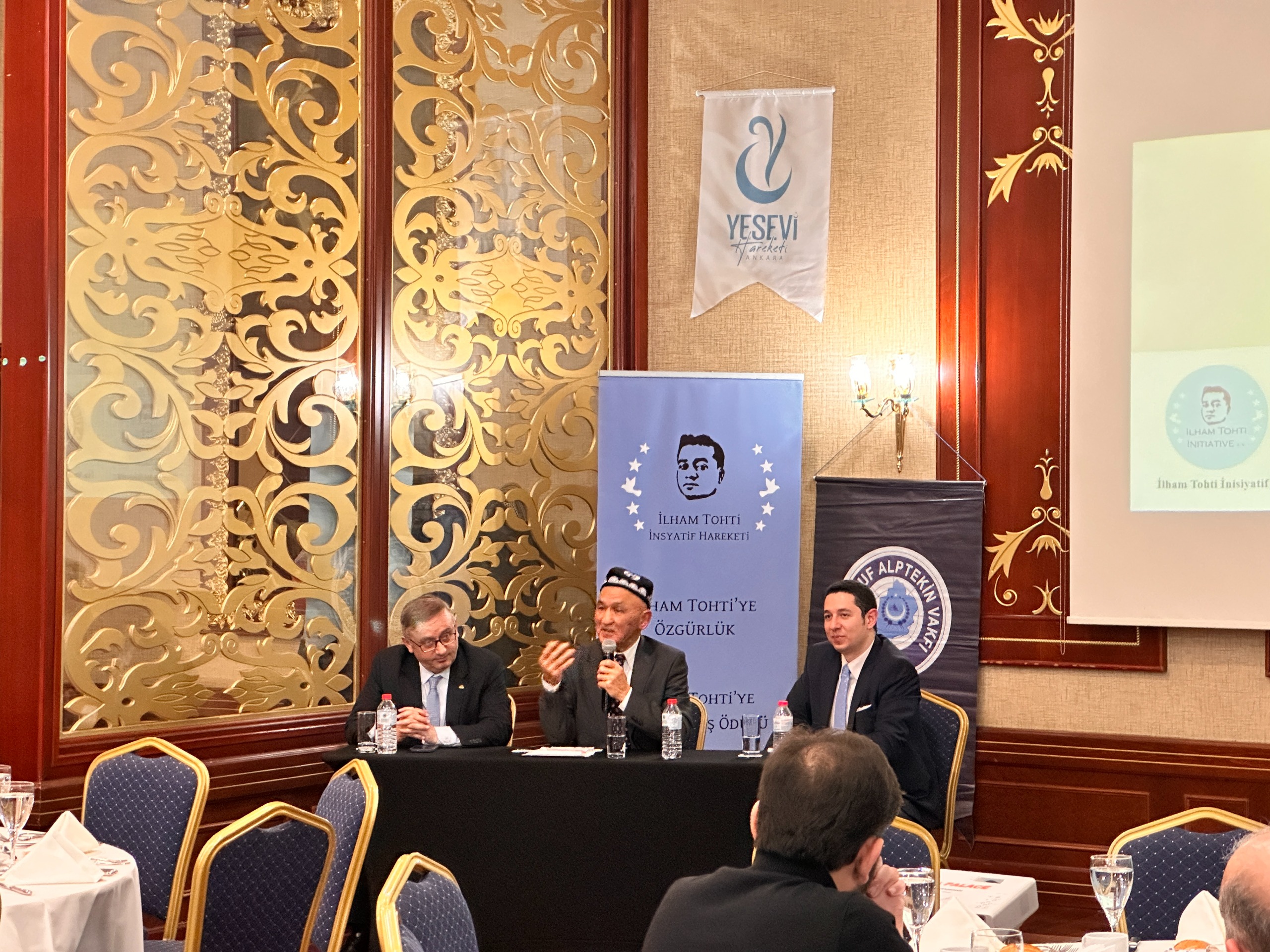 “Uygurların Vicdanı” İlham Tohti İçin Ankara’da Anlamlı Toplantı