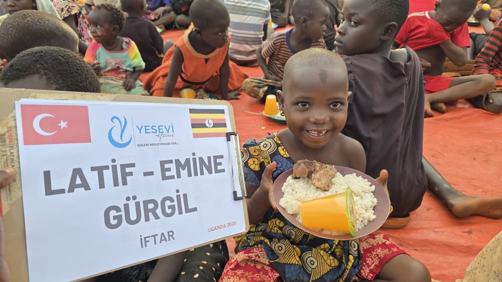 Yesevi Hareketi’nden Uganda’da İftar Sofraları