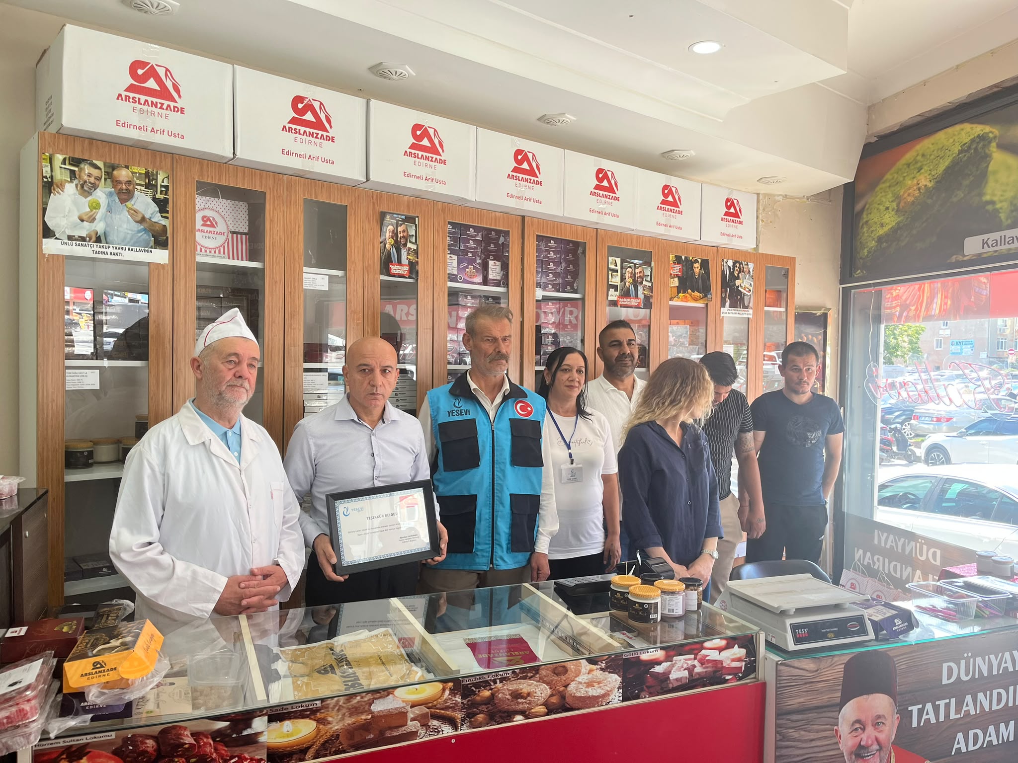 Edirne Yesevi Hareketi Derneği'nden Arif Meriç'e Teşekkür Belgesi